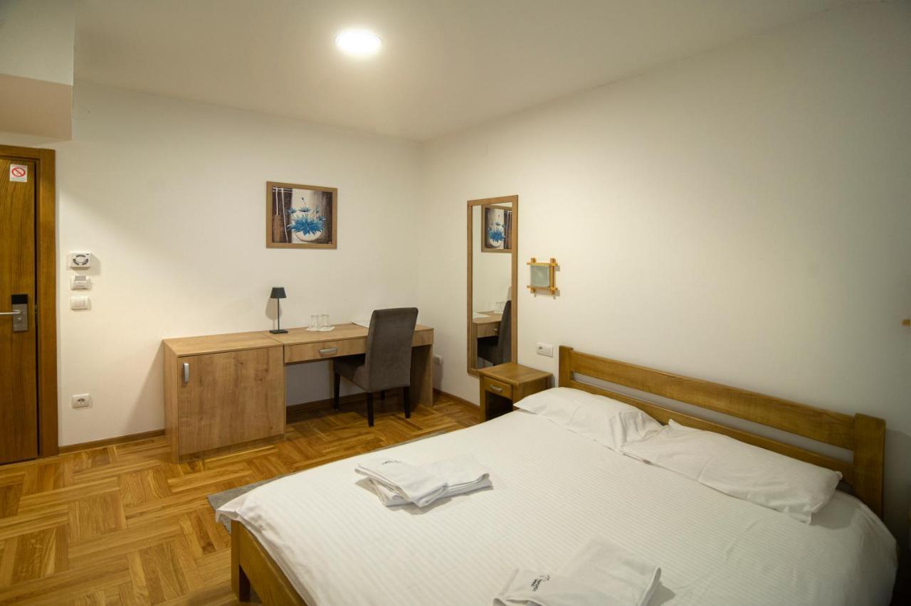 Lux Smestaj Ivanjicki Konaci Ivanjica Bagian luar foto