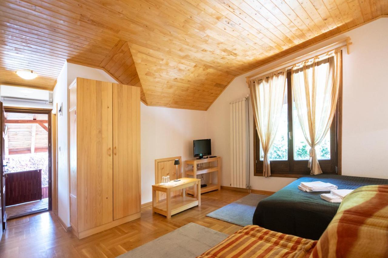 Lux Smestaj Ivanjicki Konaci Ivanjica Bagian luar foto